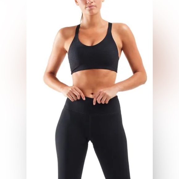 ❌SOLD OUT❌ NWT [2xu] Perform Medium Impact Racerback Sports Bra Women’s XS - Picture 3 of 14